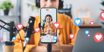 Social Platforms Offering Real-Time Entertainment Experiences Through Short Videos and Live Streaming