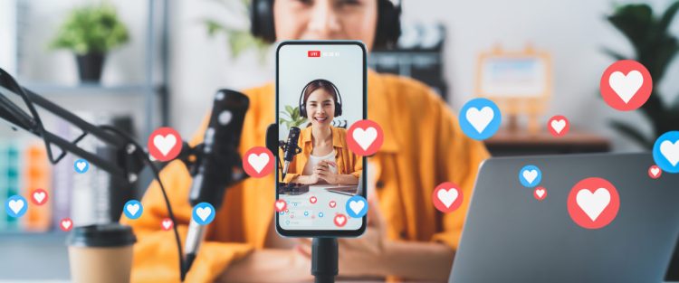 Social Platforms Offering Real-Time Entertainment Experiences Through Short Videos and Live Streaming