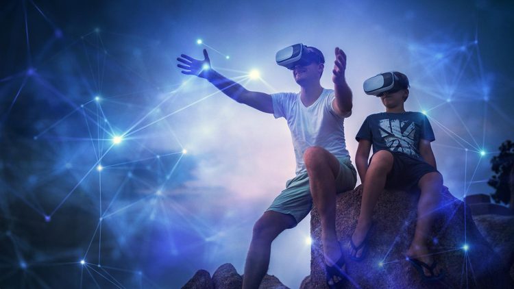 VR Technology: Delivering an Immersive Experience that Fully Engulfs Users in a Virtual World