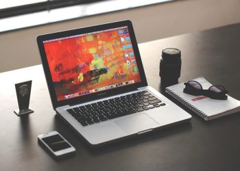 Key Factors to Consider When Choosing a Laptop