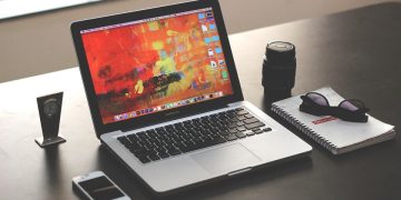 Key Factors to Consider When Choosing a Laptop