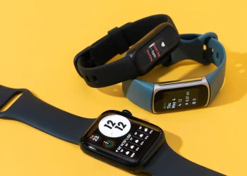 The Rise of Fitness Trackers, Smartwatches, and Body Fat Scales: Revolutionizing Personal Health Management