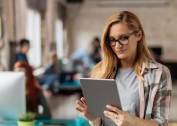 Consumers Can Leverage In-Depth Analysis to Make Smarter Decisions and Find the Best Technology Products and Software for Their Needs