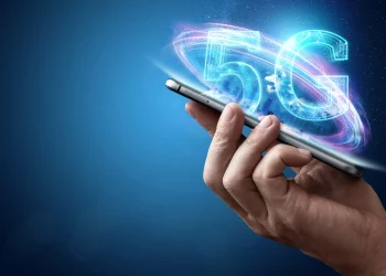 5G Networks: The Cornerstone of the Future Information Technology Revolution